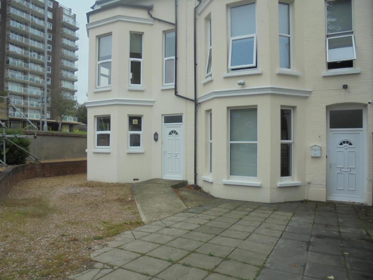 Kali Mera WTA WTA Eastbourne Exterior foto